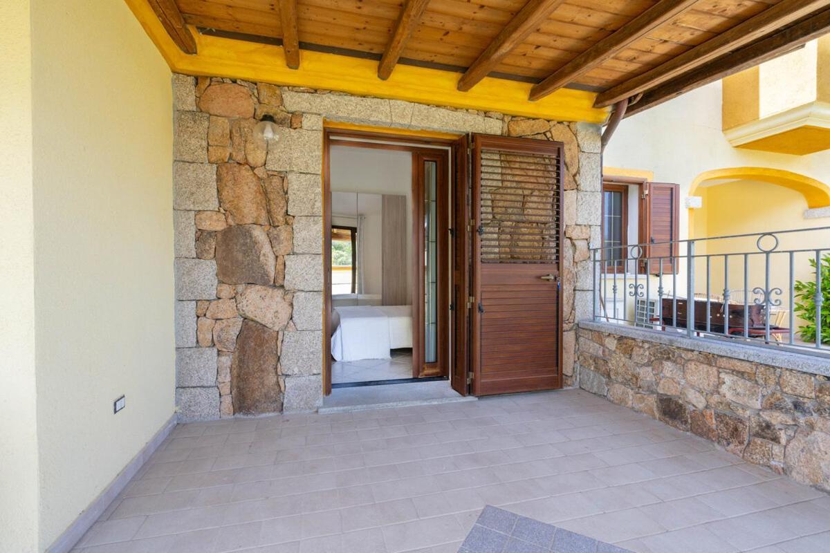Angel Village San Teodoro  Exterior photo