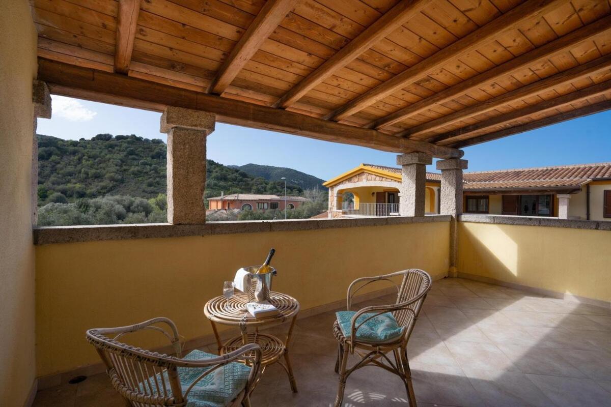 Angel Village San Teodoro  Exterior photo